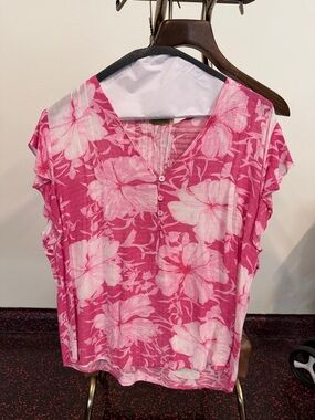 Cynthia Rowley Pink & White Floral V-Neck Button Front Blouse